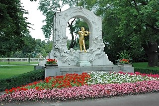 Strauss Monument Vienna